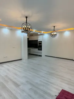 آپارتمان 100 متری خوش نقشه در مهماندوست