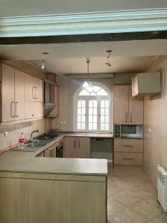 آپارتمان 110 متری خوش نقشه در سنبل فرمانیه