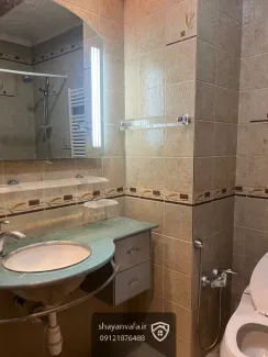 ۱۹۰ متر آپارتمان در فرعی مشجر و دیپلمات‌نشین فرمانیه شرقی