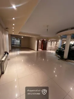 ویلای دوبلکس ۶۰۰ متری نوسازی‌شده در نیاوران