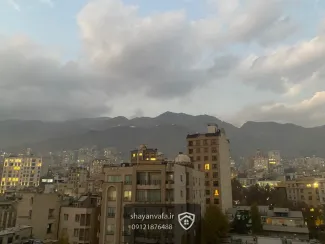 واحد ۱۳۵ متری در فرمانیه – فرعی دنج اندرزگو، برج باغ