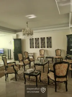 واحد خوش‌نقشه و نورگیر ۲۱۰ متری در فرمانیه شرقی